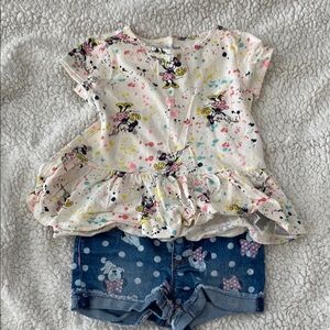 GAP 2T Disney Minnie Mouse Kids Top and Shorts- Multicolor